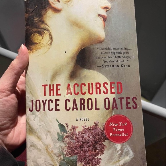 Books - Picture 11 of 16